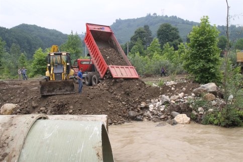 Akyazı Belediyesi’nden Yeni Bir Köprü Daha