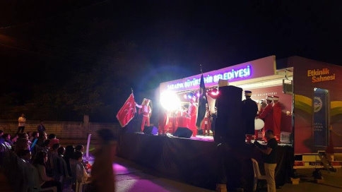 Mobil Etkinlik Sahnesi Kuzuluk'ta