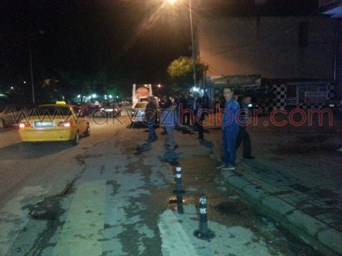 Teravih Çıkışı Otomobilin Altında Kaldı