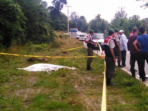 Minibüs Yol Kenarında ki Adama Çarptı