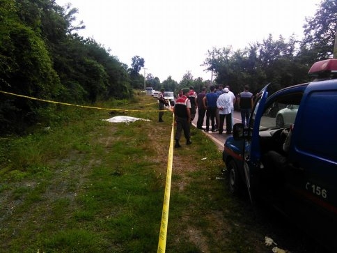 Minibüs Yol Kenarında ki Adama Çarptı