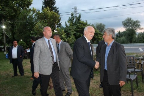 Muhtarlar Derneği İftar Yemeği Düzenledi