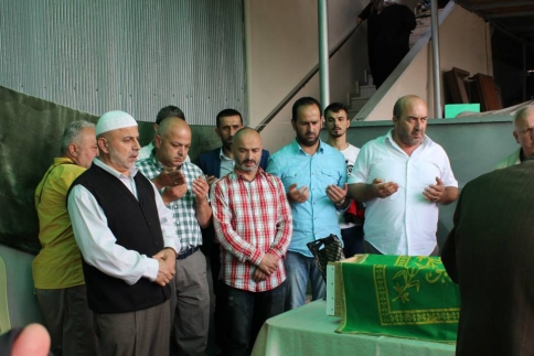 Nazlı Sarı vefat etti