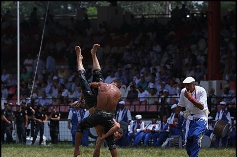 Akyazılı Güreşçiler KIRKPINAR'a Hazırlanıyor