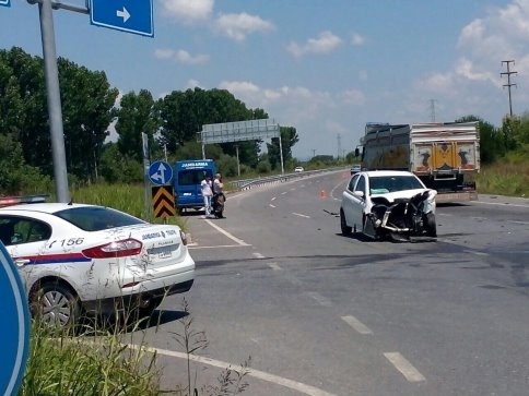 Gişelerde Kaza 2 Yaralı