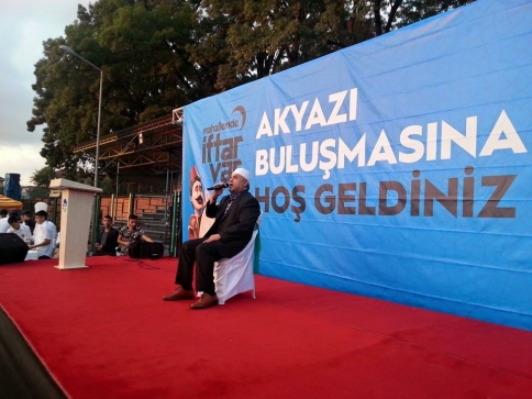 Akyazı Büyükşehir İftarında Buluştu
