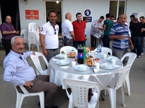 Akyazı SASKİ çalışanları İftarda Buluştu