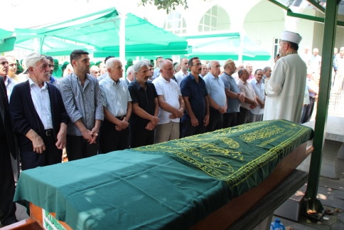 Nurhayat Papatya Defnedildi