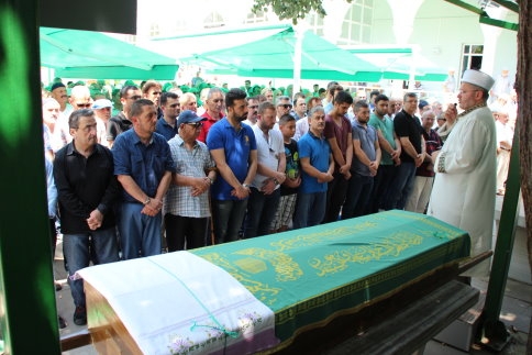 Sezgin Ailesi'nin Büyügü Hidayet Sezgin Defnedildi