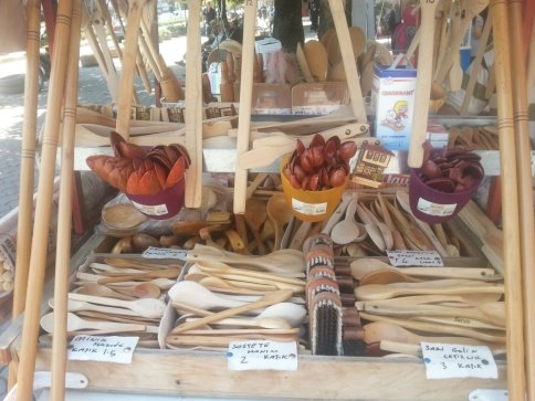 Dört Kuşaktan Beri Tahta Kaşık Satıyor