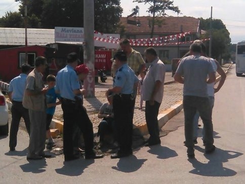 Bayan Sürücü Motosiklete Çarptı