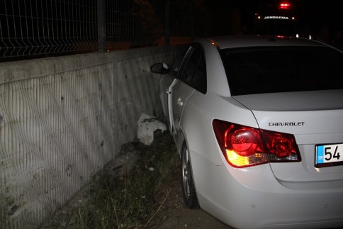 Gece Yarısı Duvara Çarptı