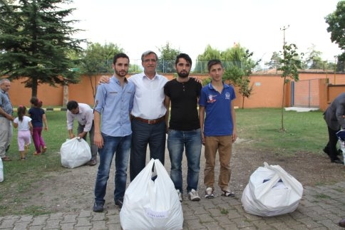 Başkan’dan Yaz Tatilinde Kuran Kurslarına Spor Malzemesi