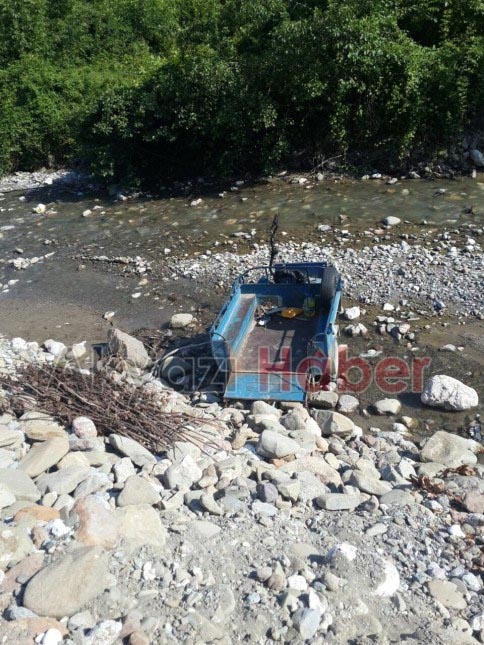 Patpat Dereye Uçtu 4 Yaralı