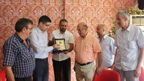 Karapürçekli Muhtarlardan Kaymakam İzci'ye Veda Yemeği