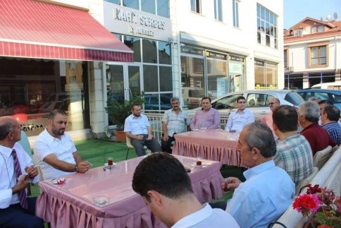 Karapürçekli Muhtarlardan Kaymakam İzci'ye Veda Yemeği