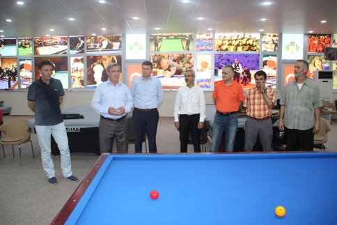Bilardo Turnuvası Başladı