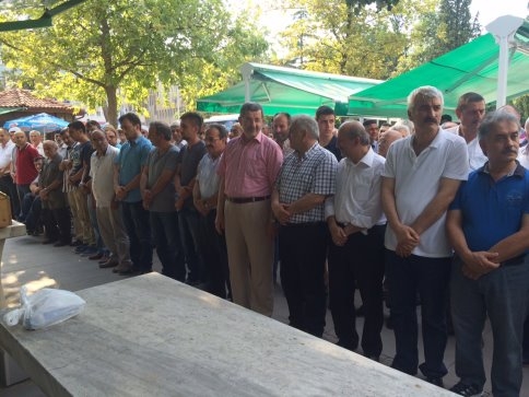 Ayşe Erdem Defnedildi