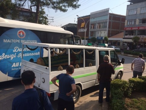 Ayşe Erdem Defnedildi