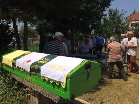 Hasan Bayrak Defnedildi