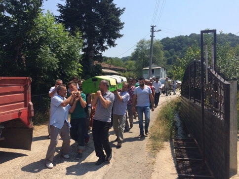 Hasan Bayrak Defnedildi