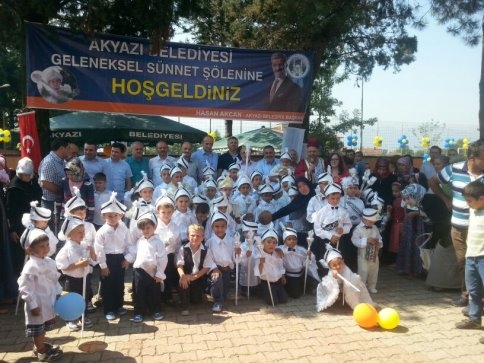 Akyazı Belediyesi Sünnet Şöleni  Coşkuyla Gerçekleştirildi