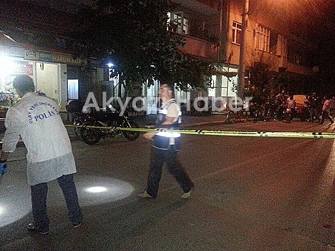 Akyazı Yeni Cami Silahlı Saldırı 1 Yaralı