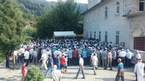 VEFAT Mükremin Tekneci