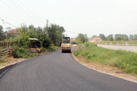 Altındere Mahesi Asfaltlanıyor