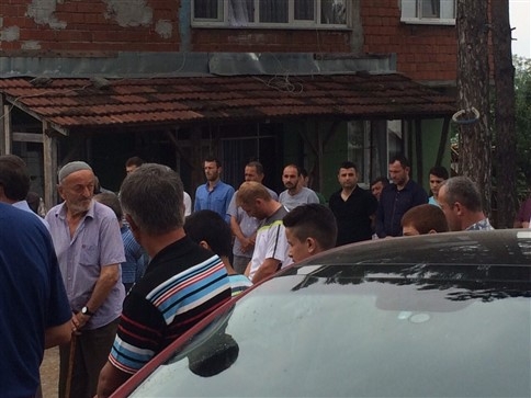 Asırlık Çınar Aslı Teyze Vefat Etti