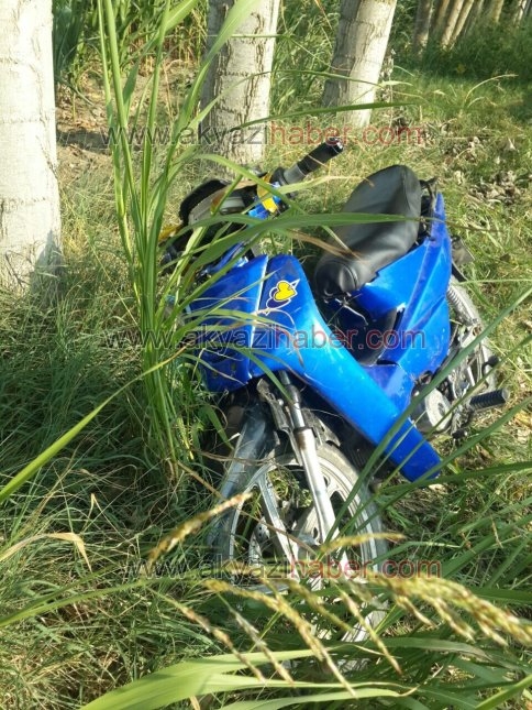 Motosikletle Kavaklığa Girdiler 2 Yaralı