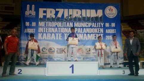 Uluslar Arası Turnuvada Karatecilerden 4 Madalya