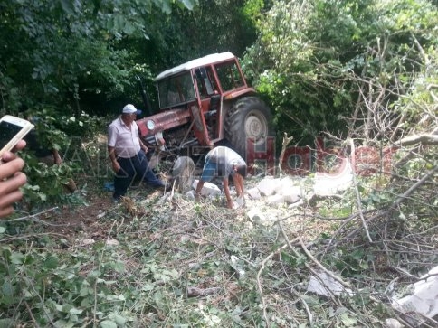 Kayabaşı'nda Traktör Devrildi