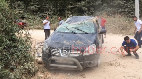 Lastiği Patlayan Araç Takla Attı