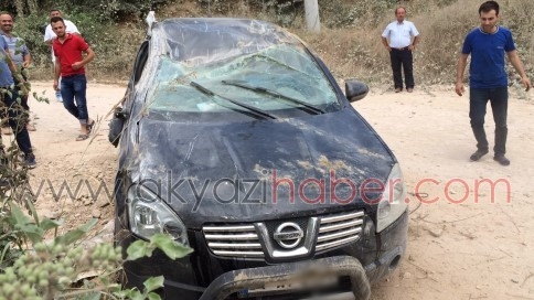 Lastiği Patlayan Araç Takla Attı