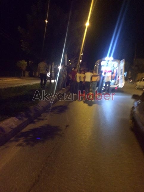 Önlerine Otomobil Çıkan Motosikletli Sürücü Kaza Yaptı