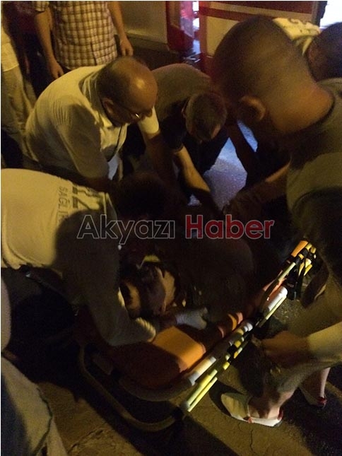 Önlerine Otomobil Çıkan Motosikletli Sürücü Kaza Yaptı