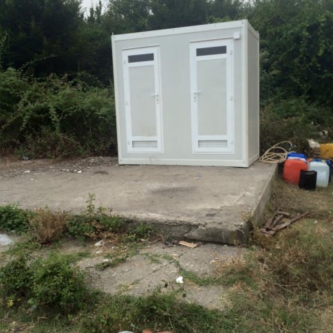 Mevsimlik İşçilere WC ve Duşakabin Verildi