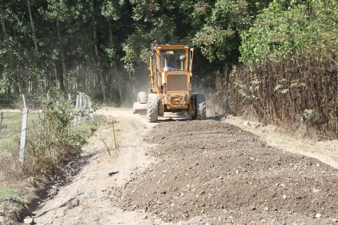 Fen İşleri Ekipleri  Sonbahar Hazırlıklarına Başladı