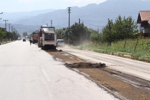 Fen İşleri Ekipleri  Sonbahar Hazırlıklarına Başladı