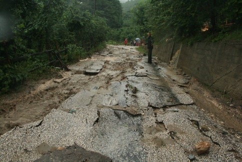 Selden etkilenen 4 ilçeye ödenek dağıtılacak