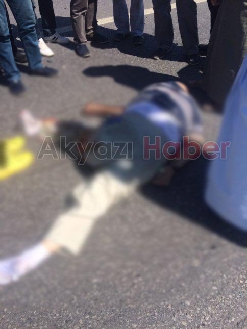 Otomobilin Çarptığı Motosiklet Sürücüsü Hayatını Kaybetti