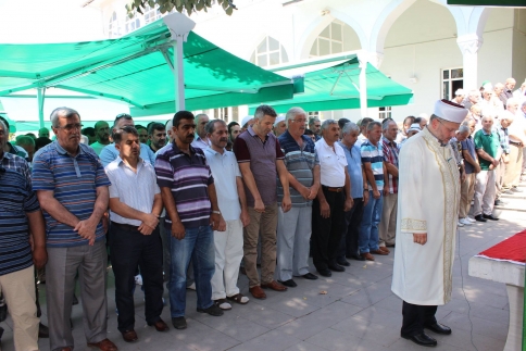 Şehitlerimiz İçin Gıyabi Cenaze Namazı