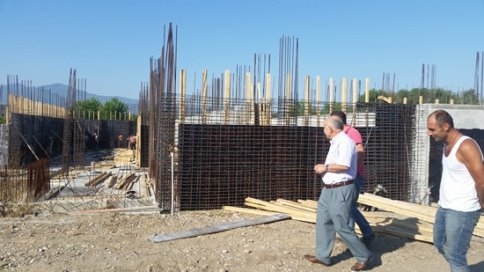 Recep Özdemir Okul İnşaatını İnceledi