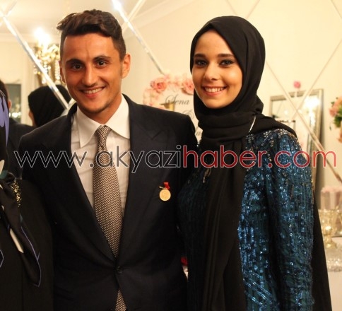 Mustafa Pektemek Evliliğe İlk Adımı Attı