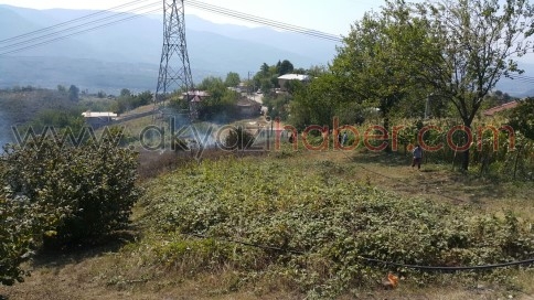 Yeniköy'de Yakılan Anız Kontrolden Çıktı