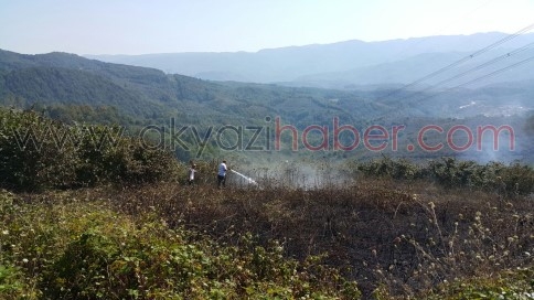 Yeniköy'de Yakılan Anız Kontrolden Çıktı