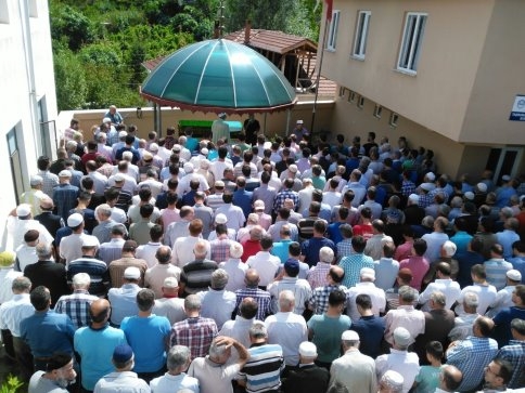 VEFAT İsmet Öztürk