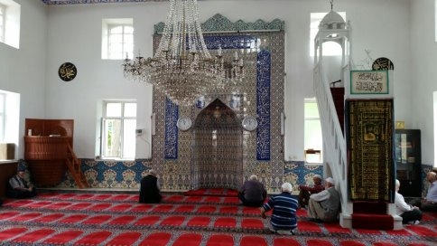 Kubbeli Yeni Cami’nin Yıkımına Başlandı