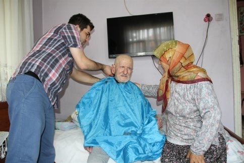 Bayram Traşı Başkan Akcan’dan